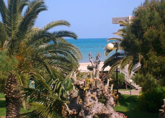 Casa Con Accesso Diretto In アパートホテル *